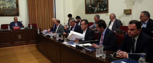 Βίαιη προσαγωγή του πρώην επικεφαλής του ΚΕΕΛΠΝΟ ζήτησε η Βουλή