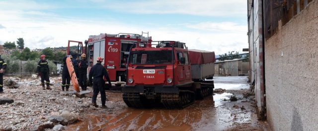 Βρέθηκε και άλλος νεκρός στις λάσπες- Στα 20 τα θύματα της τραγωδίας