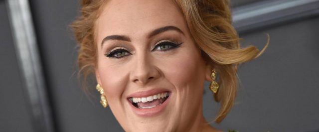 Η Αντέλ αρνήθηκε ένα εκατ. λίρες για χάρη του κήπου της!