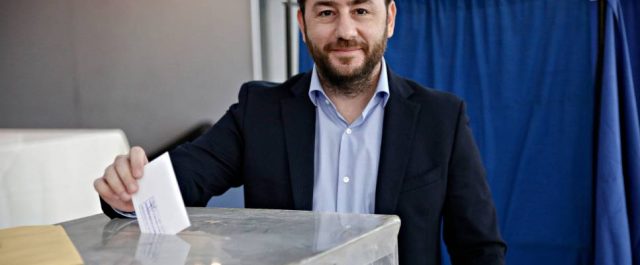 Ο Ανδρουλάκης δεσμεύεται για ενότητα