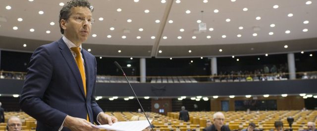 Ομολογία- σοκ Ντάισελμπλουμ: “Ναι, όλα έγιναν στην Ελλάδα για να σώσουμε τις τράπεζες”!