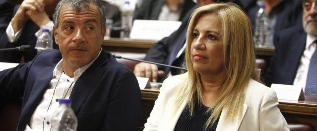 “Κίνημα Αλλαγής”: “Βαφτίσια” στην Κεντροαριστερά με γκρίνιες