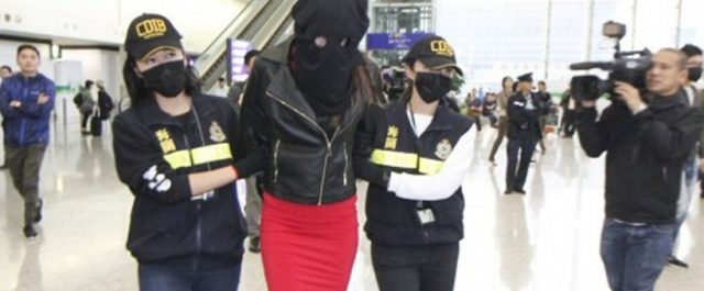 Σε διεθνή κυκλώματα ναρκεμπόρων έμπλεξε η 19χρονη που κρατείται στο Χονγκ Κονγκ