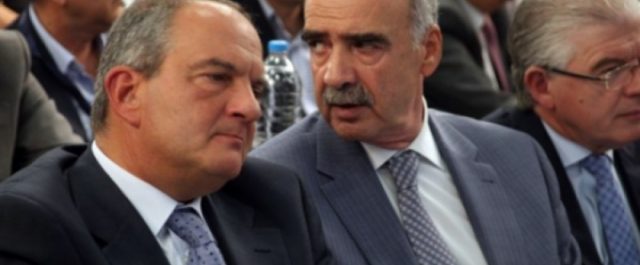 Συνάντηση με νόημα Καραμανλή-Μεϊμαράκη