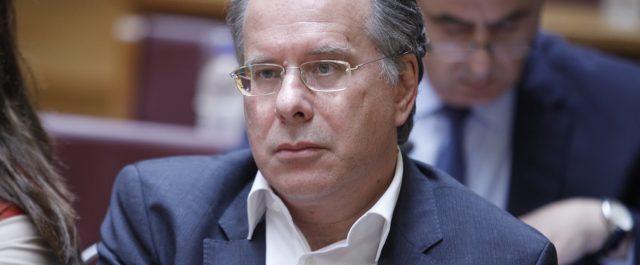 Κουμουτσάκος: “Μου δόθηκε πρόσβαση μόνο σε δύο έγγραφα, τα ερωτήματα αυξάνονται”