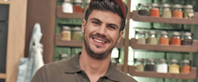 Το κουλούρι Θεσσαλονίκης όπως το φτιάχνει ο Άκης Πετρετζίκης!