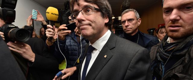 Δεν πηγαίνει στη Μαδρίτη για να καταθέσει ο Πουτζντεμόν