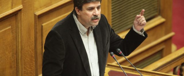 Ξανθός: “Ξεβρομίζουμε το σύστημα”