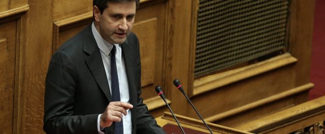 Κατατέθηκε ο προϋπολογισμός, ψηφίζεται 22 Δεκεμβρίου, η ατάκα Βούτση