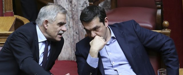 Επικοινωνία Τσίπρα – Τόσκα για την επίθεση στο ΠΑΣΟΚ