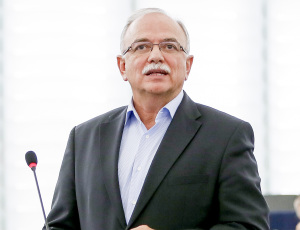 Παπαδημούλης: Μόνο φανατικοί ή παράλογοι θα εύχονταν πολιτική αποσταθεροποίηση της χώρας