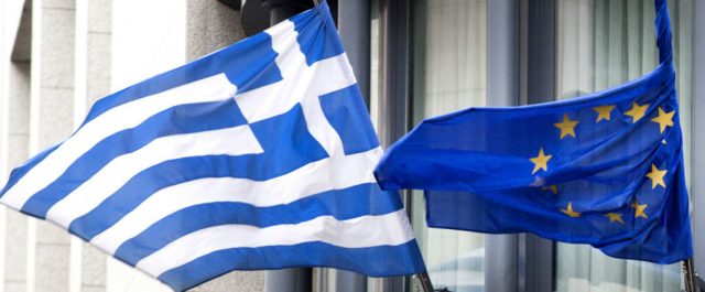 Bloomberg: Το 2018 η Ελλάδα από ημιαπομονωμένο “τρελοκομείο” αναπόσπαστο μέλος της ΕΕ