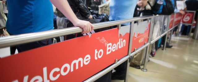 Εμμένει το Βερολίνο στους ελέγχους και ρίχνει τις ευθύνες στην Αθήνα