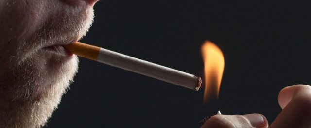 Παγκόσμιοι πρωταθλητές οι Έλληνες στη χρήση αντιβιοτικών, δευτεραθλητές στο κάπνισμα!