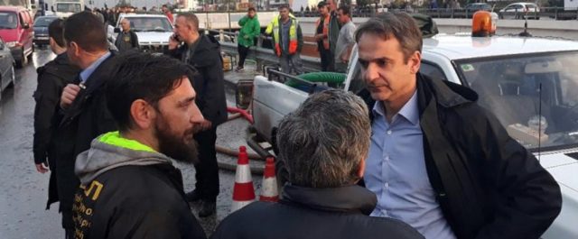 Μητσοτάκης στη Μάνδρα: Δέσμευσή μου να ολοκληρωθούν τα αντιπλημμυρικά έργα