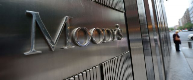 Moody’s: Η ανταλλαγή ομολόγων ακόμη ένα βήμα προς τις αγορές