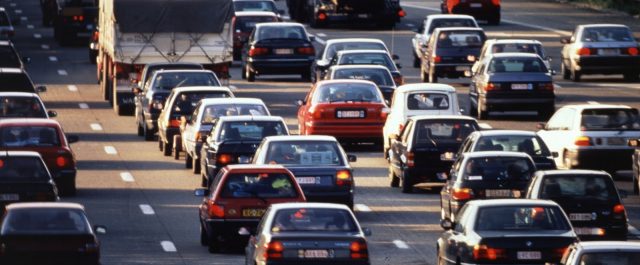 Τα τέλη κυκλοφορία στο Taxis – Πόσα πληρώνουμε, τι πρέπει να γνωρίζουμε [πίνακες]