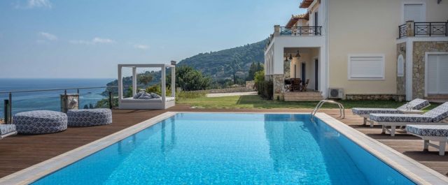 DW: “Όλο και περισσότεροι Τούρκοι αγοράζουν ακίνητα στην Ελλάδα”