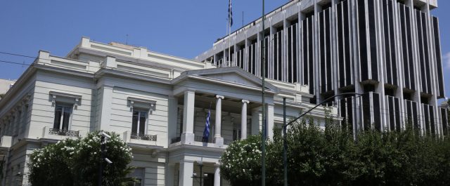 Νέα σφοδρή “σύγκρουση” μετά την ανάγνωση των απόρρητων εγγράφων στο ΥΠΕΞ