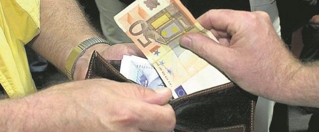 Προς ολιγοήμερη παράταση στις αιτήσεις για το κοινωνικό μέρισμα