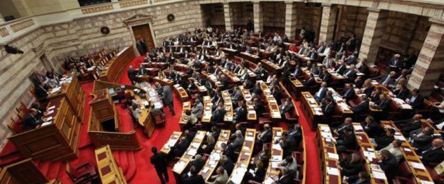 Τελική ευθεία για τον προϋπολογισμό – Offshore και ανεργία στη σημερινή συζήτηση