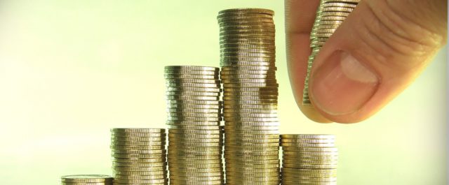 Wall Street Journal: Ρυθμοί ανάπτυξης στην ελληνική οικονομία