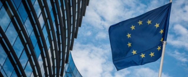 Κοινοτικός αξιωματούχος: Όλοι τώρα πρέπει να τηρήσουν τις δεσμεύσεις τους