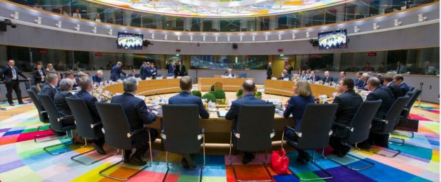 Die Welt: Καμία πρόοδος για το προσφυγικό