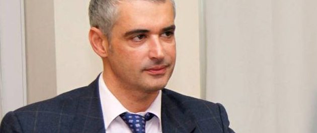 “Καρφιά” Σπηλιωτόπουλου: Πλιάτσικο, χωρίς όφελος για το Δημόσιο, η παραχώρηση τηλεοπτικών αδειών από τη Ν.Δ το 1989