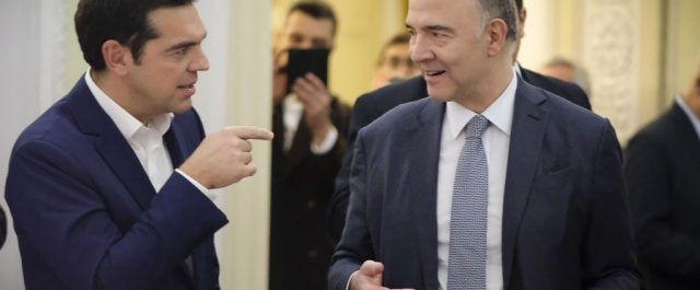 Τσίπρας- Μοσκοβισί: Έξοδο από τα μνημόνια αλλά με προστασία της κοινωνίας
