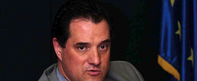 Αιχμές Άδωνι για Ντόρα και “γόνους” οικογενειών…