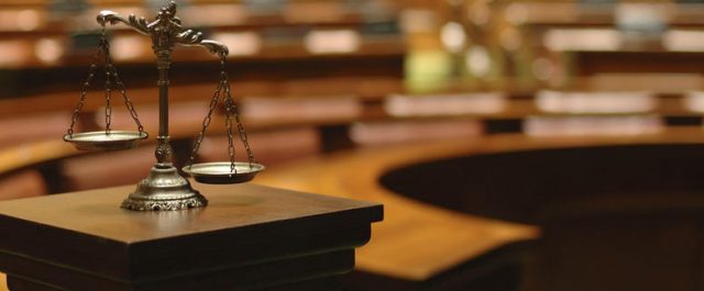 Κοντονής στους δικαστές: Επιβλεβλημένη η δήλωση μετρητών σε θυρίδες