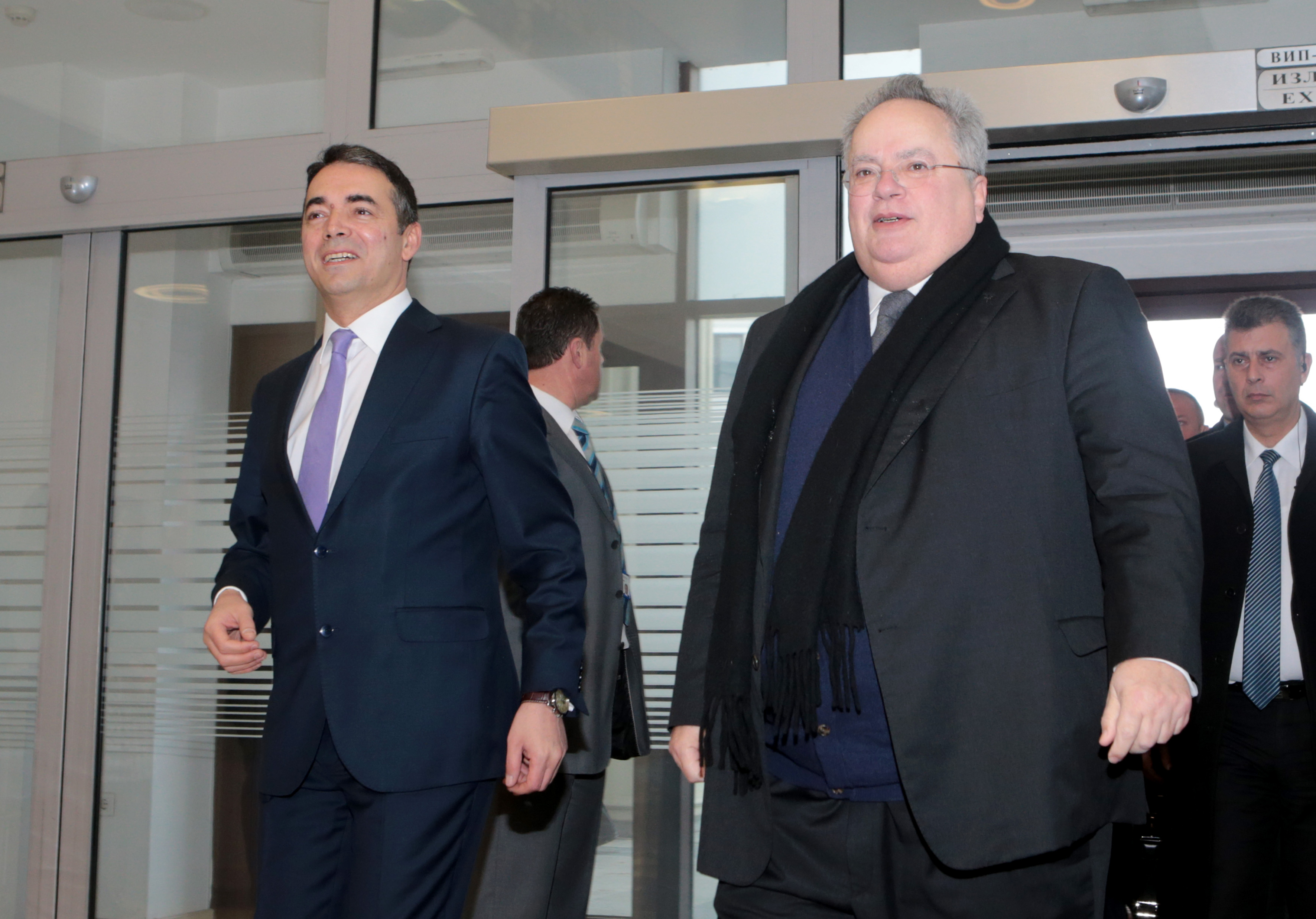 Μήνυμα Κοτζιά σε ΠΓΔΜ: “Καμία λύση χωρίς την αποδοχή της Συμφωνίας των Πρεσπών”