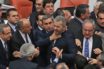 Άγριο ξύλο στην τουρκική Βουλή για την εισβολή στη Συρία (video)