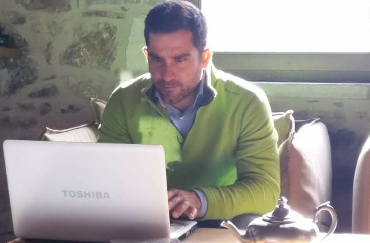 “Τα παιδάκια της δημοσιογραφίας”: Ο Φοίβος Κλαυδιανός απαντά στην Αγλαϊα Κυρίτση