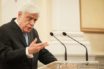 Γιατί ο Πρόεδρος της Δημοκρατίας επιμένει στην ανάγκη ενότητας των πολιτικών δυνάμεων- Τι λέει σε συνεργάτες του