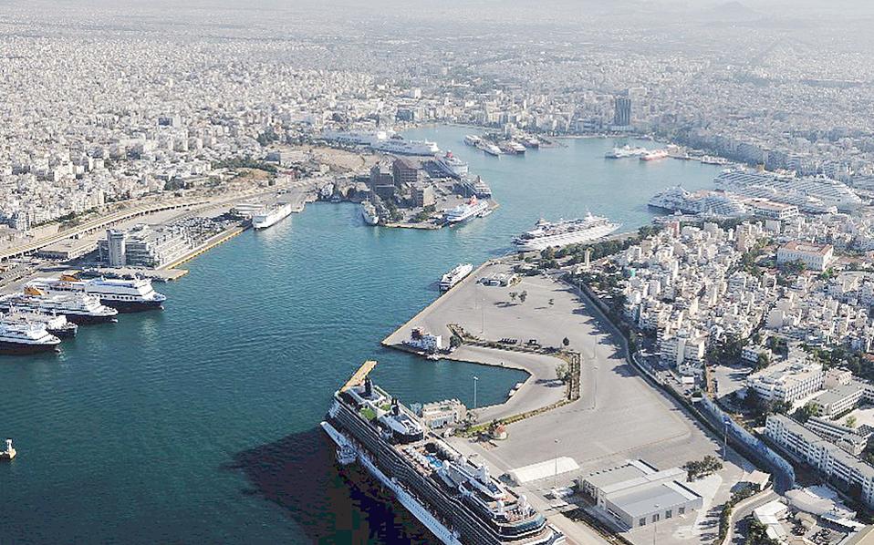 Bloomberg: Ο Πειραιάς εξελίσσεται στο μεγαλύτερο διαμετακομιστικό κόμβο της Μεσογείου