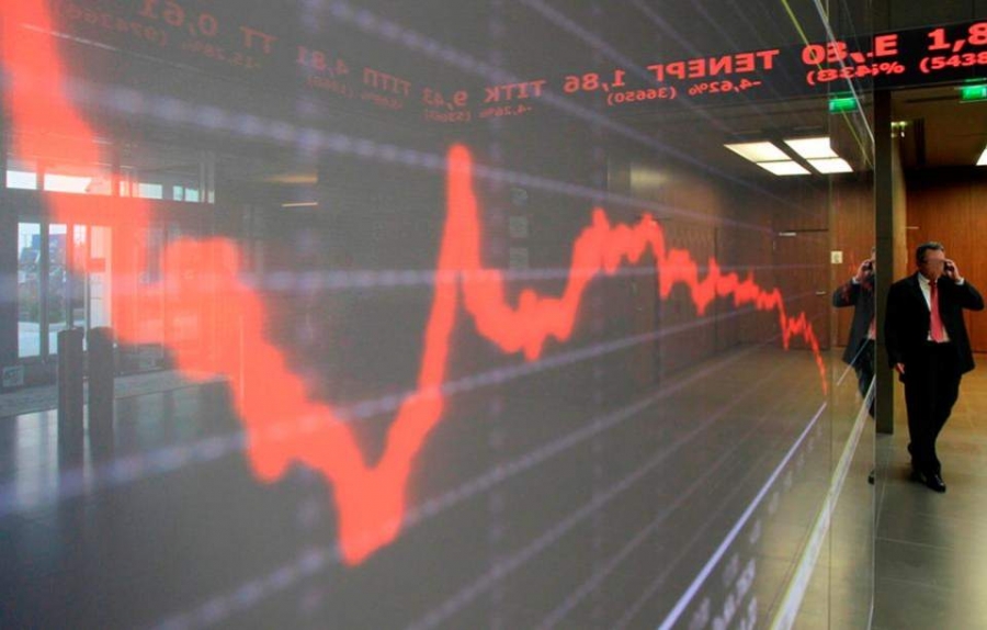 Ισχυρό “sell off” στις τραπεζικές μετοχές – Πού αποδίδεται