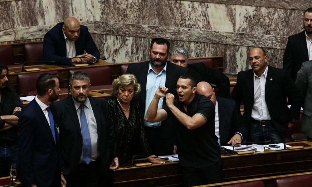 Η Χρυσή Αυγή στη ζώνη του λυκόφωτος των δημοσκοπήσεων- Ένα εφιαλτικό σενάριο…