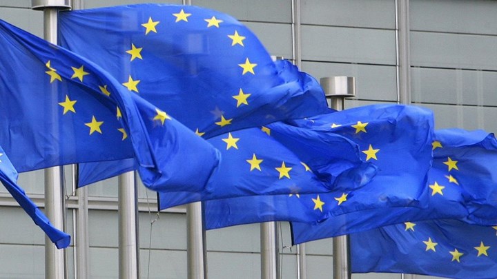 Η ΕΕ χαιρετίζει το θετικό αποτέλεσμα στο δημοψήφισμα στην ΠΓΔΜ για τη Συμφωνία των Πρεσπών