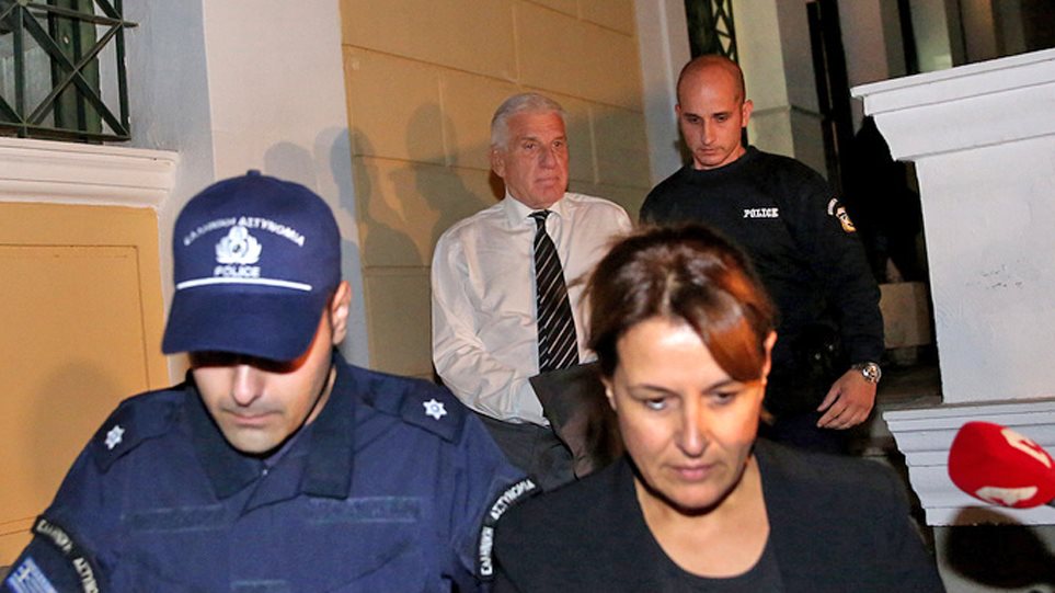 Η κατάθεση του επιχειρηματία που “έκαψε” τον Γιάννο Παπαντωνίου