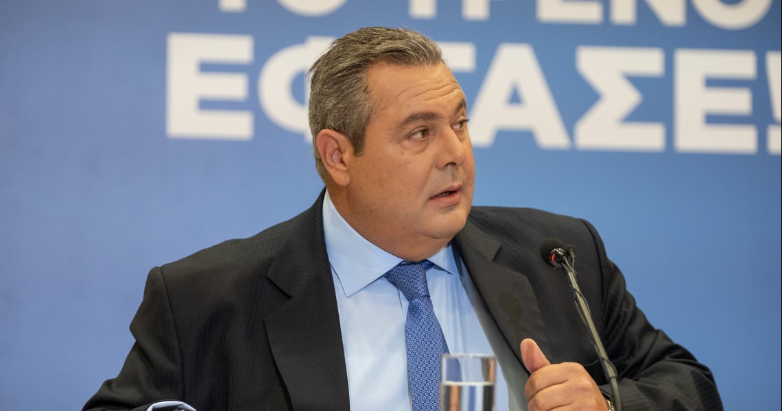 Καμμένος κατά πάντων με συνεχόμενα tweet – Αιχμές και εναντίον του προέδρου της Βουλής
