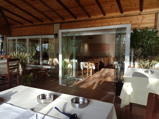 Στο “Ξημέρωμα” της Καλαμάτας το γεύμα Παυλόπουλου- Σταϊνμάγερ κατά την επίσκεψη του Γερμανού προέδρου