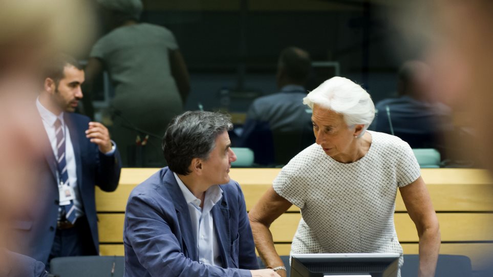 “Τα Νέα”: “Πράσινο φως” από Λαγκάρντ για να μην κοπούν οι συντάξεις- Δεκτός από την Κομισιόν ο προϋπολογισμός