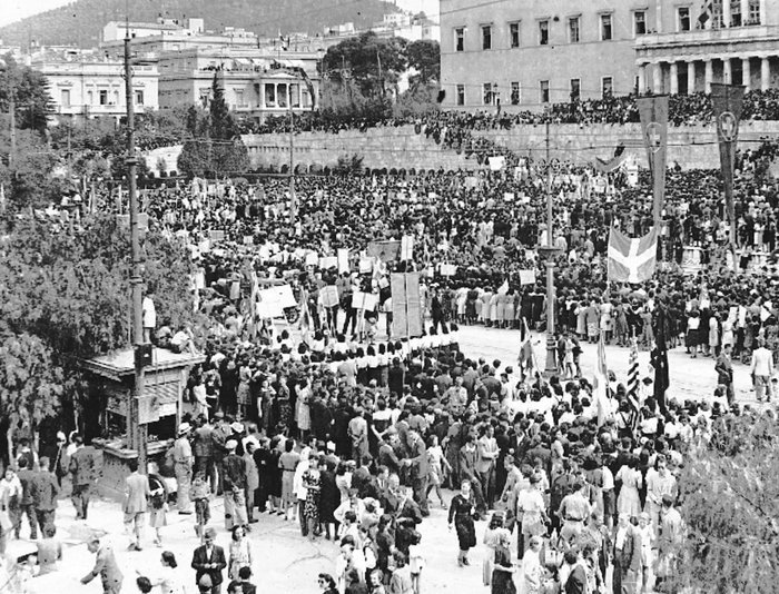 74 χρόνια από την απελευθέρωση της Αθήνας από τους ναζί – Ένα σπάνιο ντοκουμέντο (video)