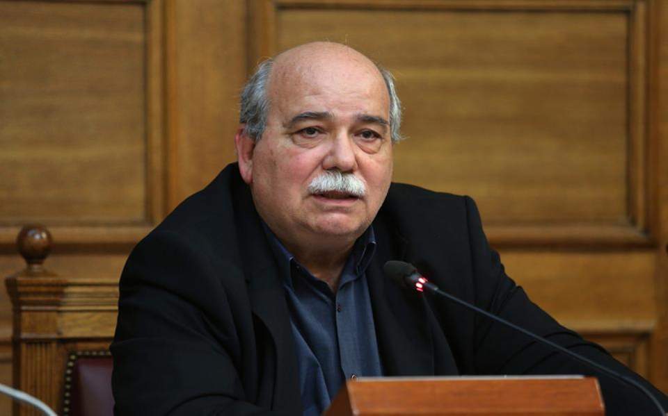 Βούτσης: Δεν γνωρίζω να υπάρχουν απόρρητες δαπάνες πέρα από το υπουργείο Εξωτερικών