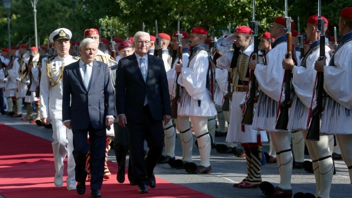 Μήνυμα σε Τουρκία και ΠΓΔΜ από Παυλόπουλο στη συνάντηση με Σταϊνμάιερ