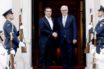 Σταϊνμάιερ: Συγγνώμη για τις φρικαλεότητες των ναζί -Τσίπρας: Δεν πρέπει να κρύψουμε το παρελθόν