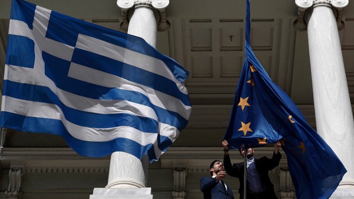 Καθαίρεση του επίτιμου Έλληνα προξένου στη Βαρκελώνη Φερνάνδο Τουρό