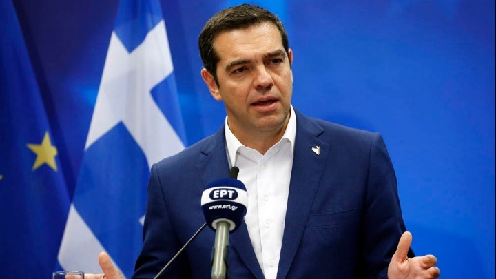 Εγκώμιο Κοτζιά, μήνυμα σε Καμμένο- Σε λεπτή ισορροπία οι σχέσεις στην κυβέρνηση